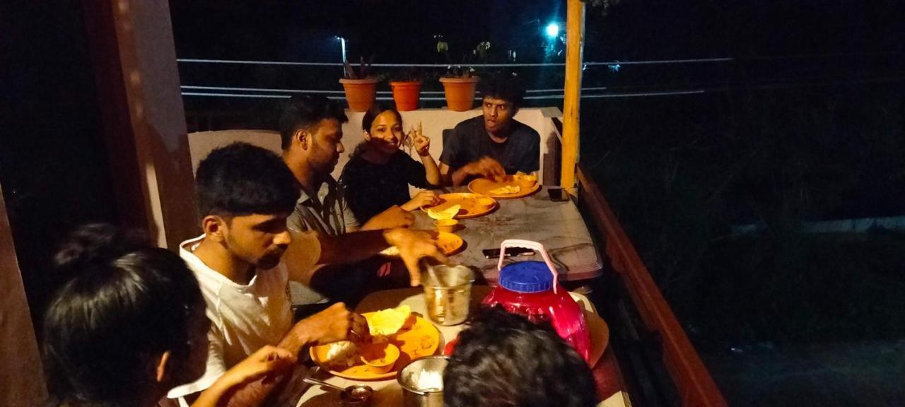 Prajwal Home Stay Hampi Kültér fotó